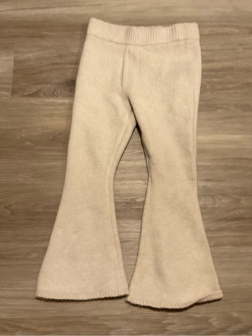 NWT OshKosh B'gosh Cream Flared Knit Leggings